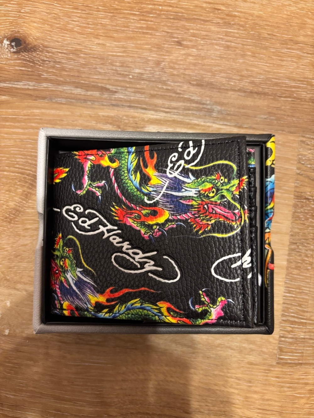 Ed Hardy Wallet NWT - Picture 3 of 6